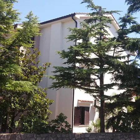 Scenic And Refined Krk With Terrace Appartamento Krk Town